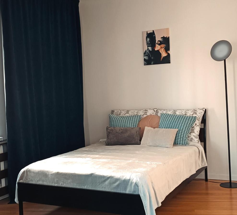 Duzy Prywatny Pokoj Blisko Starego Miasta. Pokoj 7 Varsavia Esterno foto